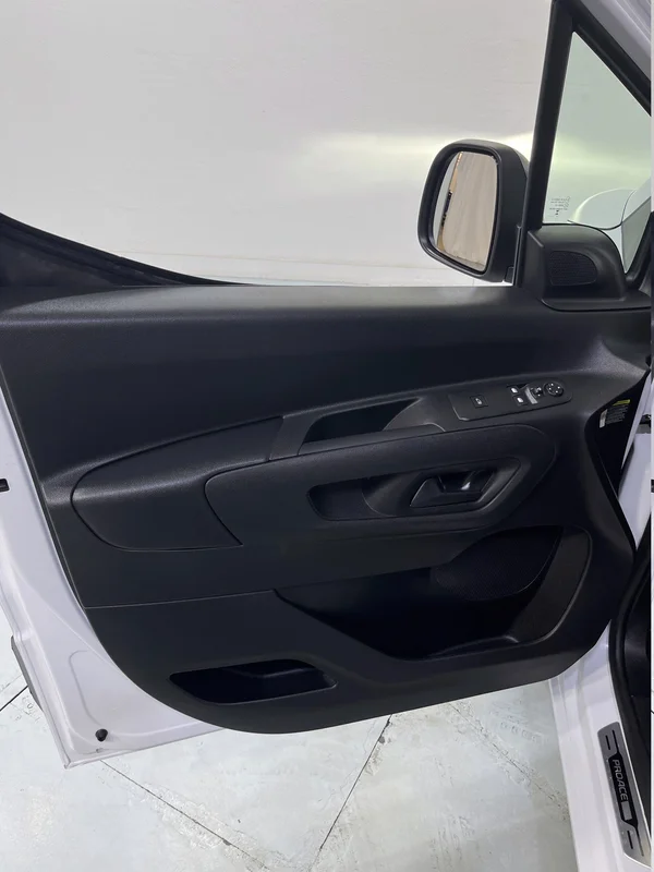 Toyota E-Proace Van Mwb (2024) — foto 51 van 59