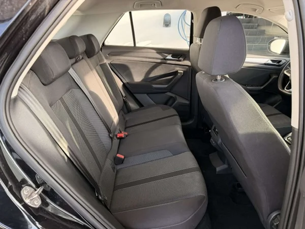 Volkswagen T-Roc (2025) — foto 21 van 22