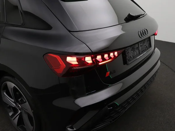 AUDI A3 Sportback (2025) — foto 10 van 23