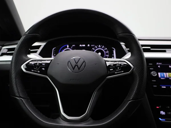 Volkswagen Arteon (2022) — foto 47 van 49