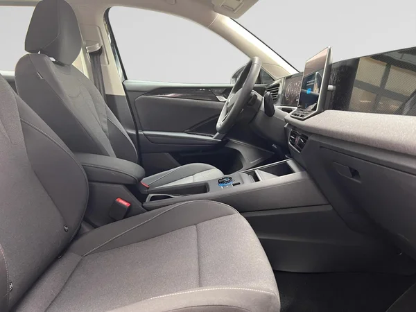 VOLKSWAGEN Tiguan (2026) — foto 5 van 16