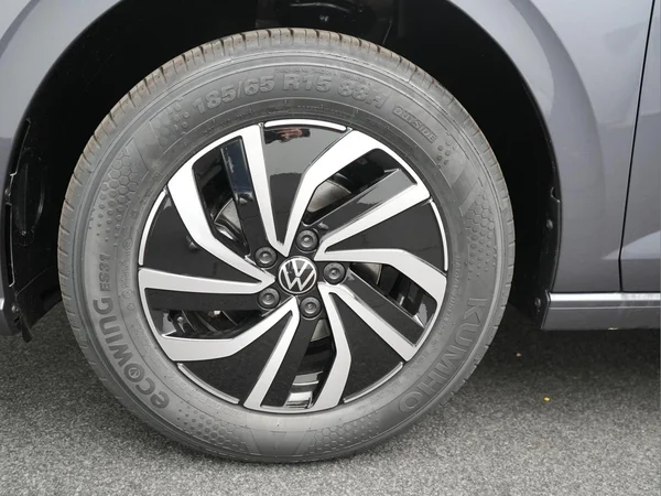 VOLKSWAGEN Polo (2026) — foto 23 van 25