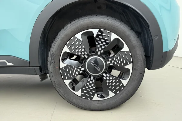 Fiat 600 (2025) — foto 19 van 22