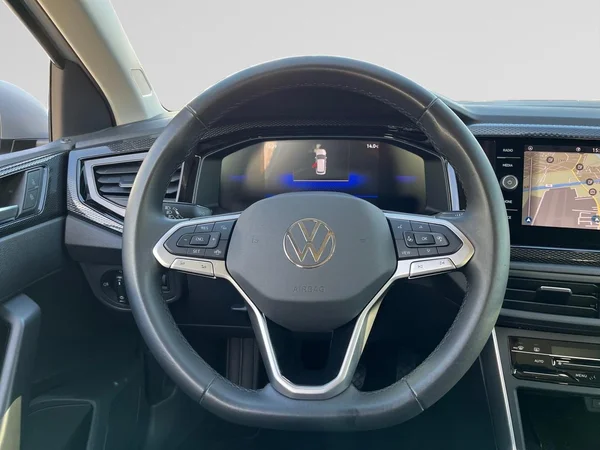 VOLKSWAGEN Polo (2025) — foto 3 van 16