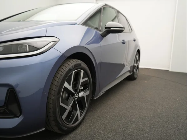 VOLKSWAGEN ID.3 Neo (2026) — foto 32 van 35