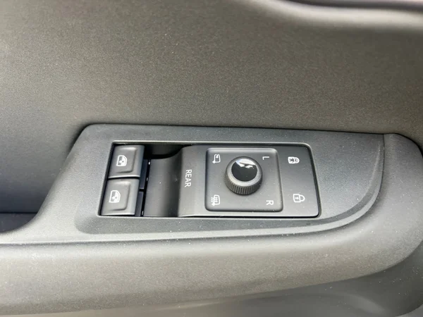 CUPRA Tavascan (2025) — foto 10 van 18