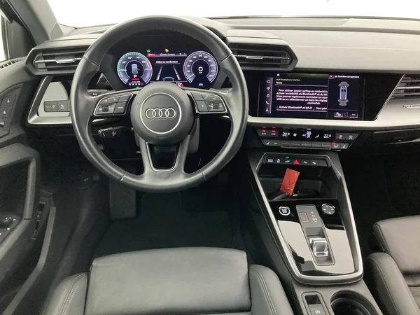 AUDI A3 Sportback PHEV (2021) — foto 6 van 36