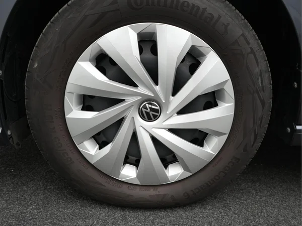 VOLKSWAGEN Polo (2023) — foto 22 van 24