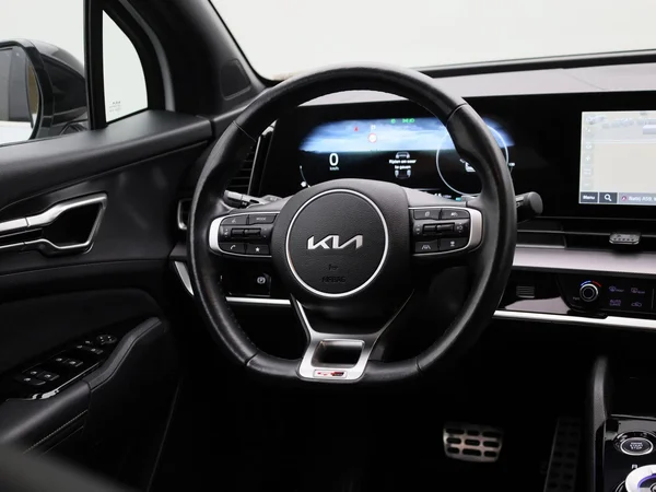Kia Sportage (2023) — foto 2 van 48