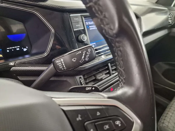 Volkswagen T-Cross (2023) — foto 7 van 15