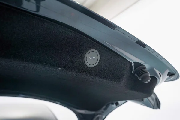 Tesla Model 3 (2024) — foto 7 van 40
