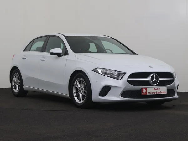 MERCEDES A 180 (2018) — foto 21 van 26