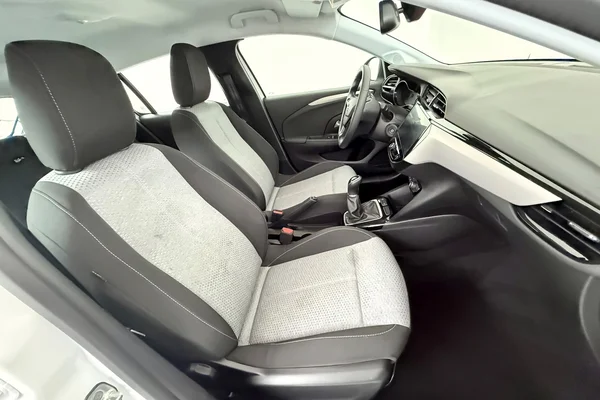 Opel Corsa (2024) — foto 8 van 31