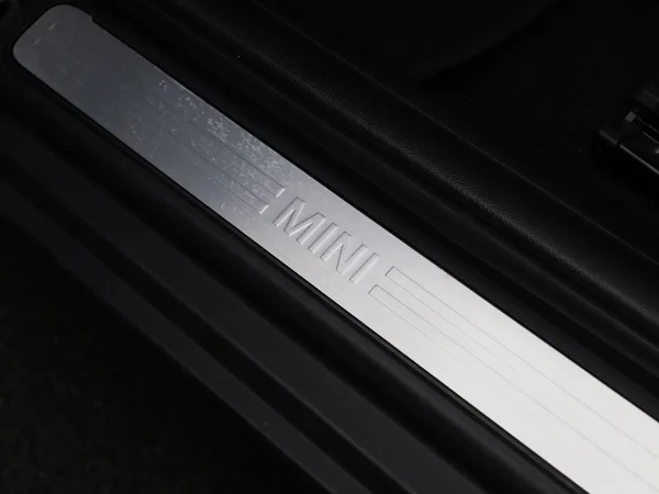 MINI One (2021) — foto 20 van 38