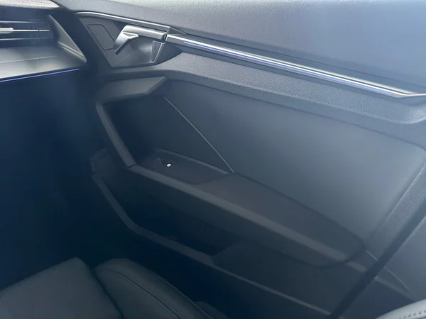 AUDI A3 Sportback (2025) — foto 9 van 22