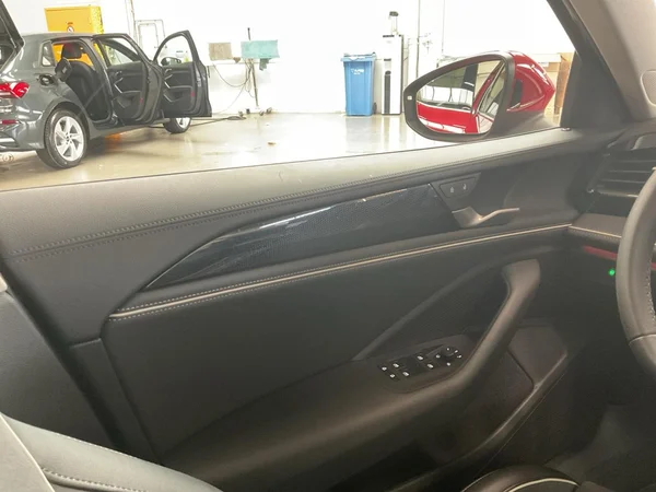 VOLKSWAGEN Passat SW (2025) — foto 7 van 22