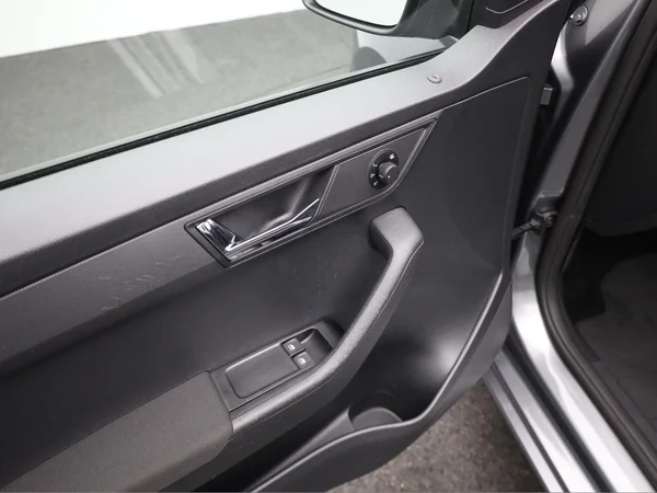 SKODA Fabia Combi (2023) — foto 5 van 18