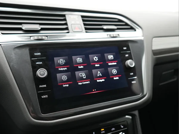 VOLKSWAGEN Tiguan Allspace (2022) — foto 20 van 43