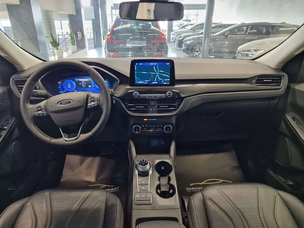 Ford Kuga (2023) — foto 14 van 18
