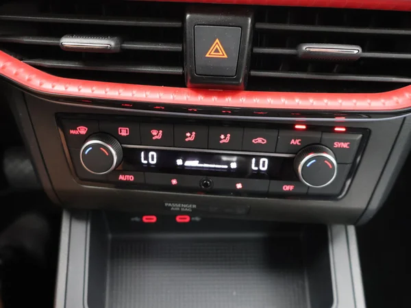 SEAT Ibiza 5P/D (2024) — foto 13 van 25