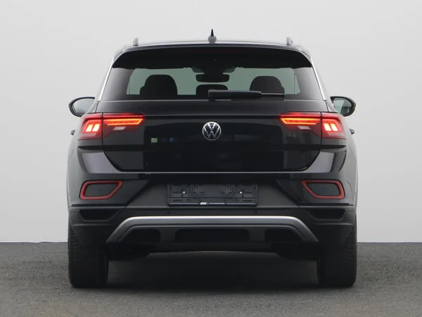 VOLKSWAGEN T-Roc (2023) — foto 17 van 20
