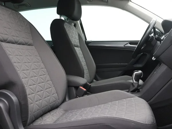 Volkswagen Tiguan (2022) — foto 23 van 27