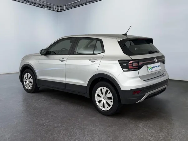 VOLKSWAGEN T-Cross (2020) — foto 15 van 17