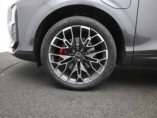 AUDI Q3 SUV e-hybrid (PHEV) (2025) — foto 15 van 29