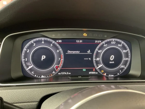 VOLKSWAGEN Golf VII GTI (2019) — foto 6 van 22