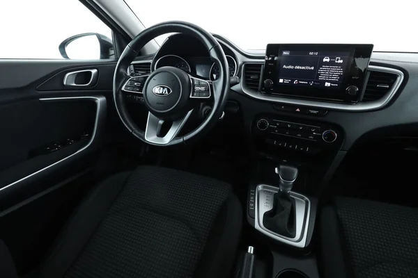 Kia cee'd (2021) — foto 4 van 16