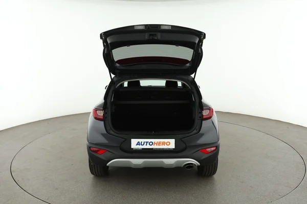 Kia Stonic (2018) — foto 7 van 16