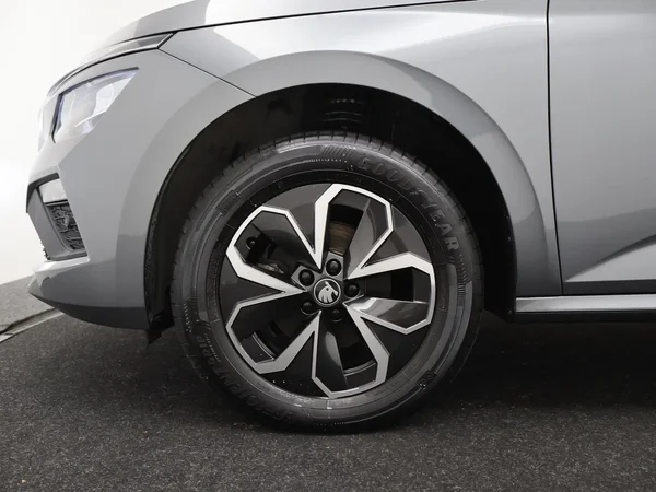 Škoda Kamiq (2025) — foto 12 van 21