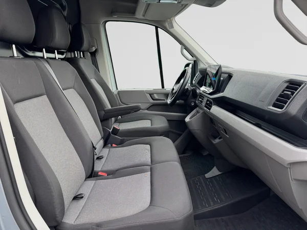 VOLKSWAGEN Crafter 35 Fourgon Mwb Hr (2024) — foto 3 van 24