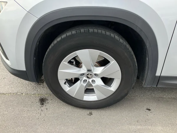 SKODA Kodiaq (2024) — foto 5 van 23