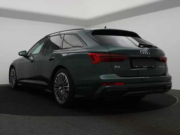 Audi A6 (2020) — foto 12 van 32