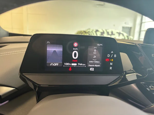 VOLKSWAGEN ID.5 (2025) — foto 3 van 48