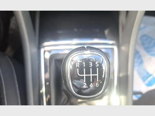 Skoda Karoq (2020) — foto 15 van 23