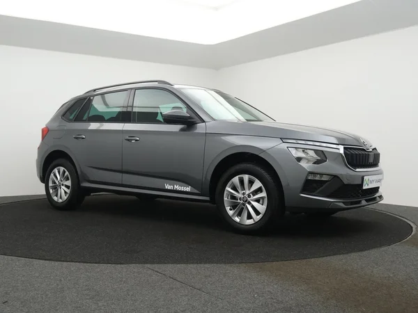SKODA Kamiq (2025) — foto 18 van 23
