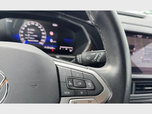 Volkswagen T-CROSS (2023) — foto 10 van 22