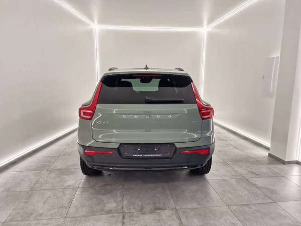 Volvo XC40 (2023) — foto 10 van 16