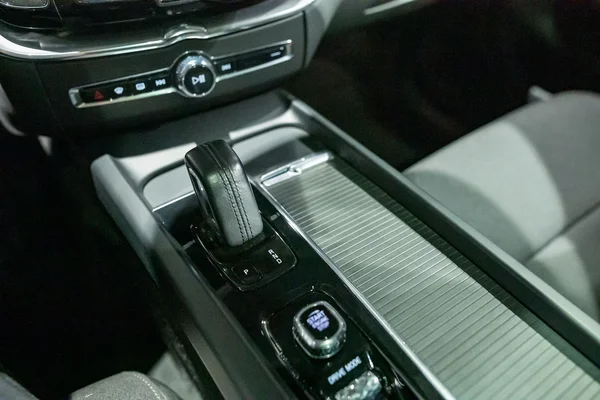 Volvo XC60 (2020) — foto 20 van 32