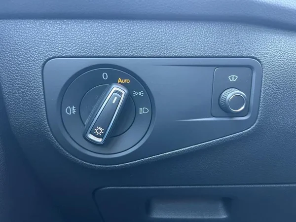 VOLKSWAGEN Tiguan Dsl (2022) — foto 19 van 28