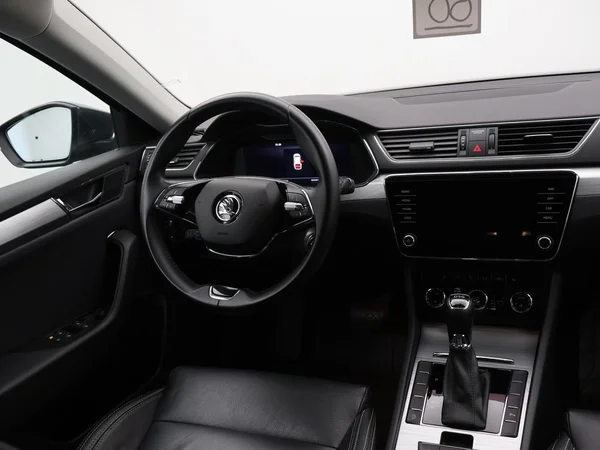 SKODA Superb Combi (2022) — foto 13 van 21