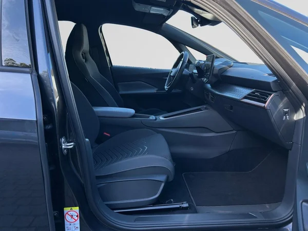 CUPRA Born (2023) — foto 26 van 27