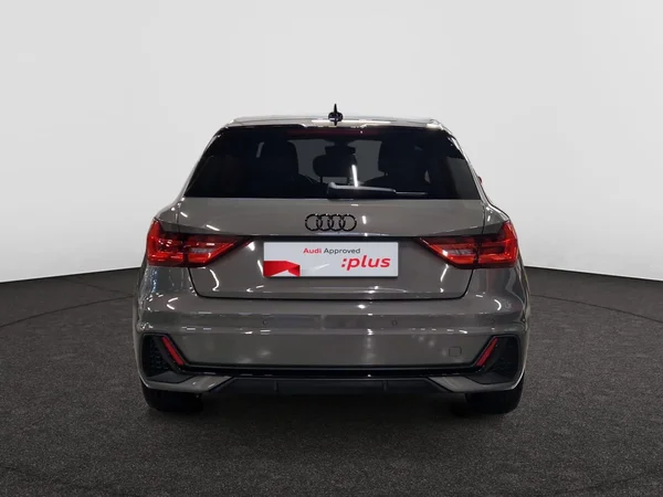 AUDI A1 Sportback (2025) — foto 17 van 21