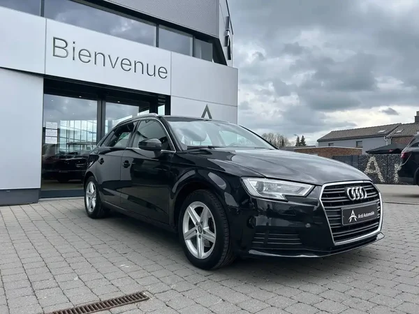 Audi A3 (2019) — foto 12 van 18
