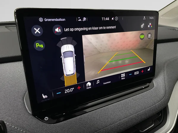 SKODA Enyaq (2024) — foto 4 van 15