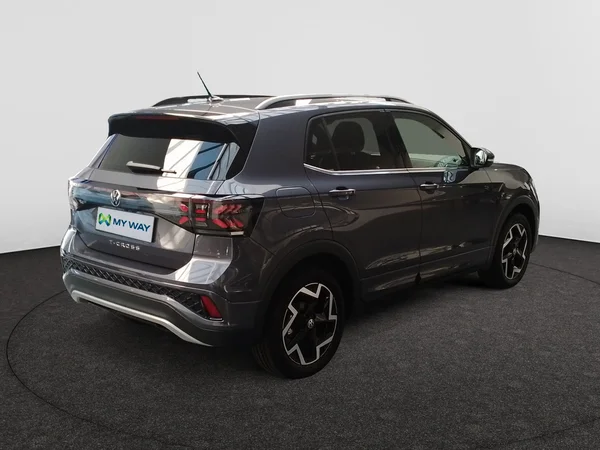 VOLKSWAGEN T-Cross (2025) — foto 9 van 16