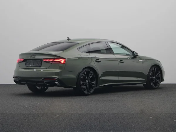 AUDI A5 Sportback (2025) — foto 12 van 24
