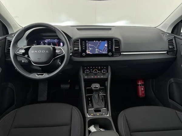 SKODA Karoq (2025) — foto 13 van 18